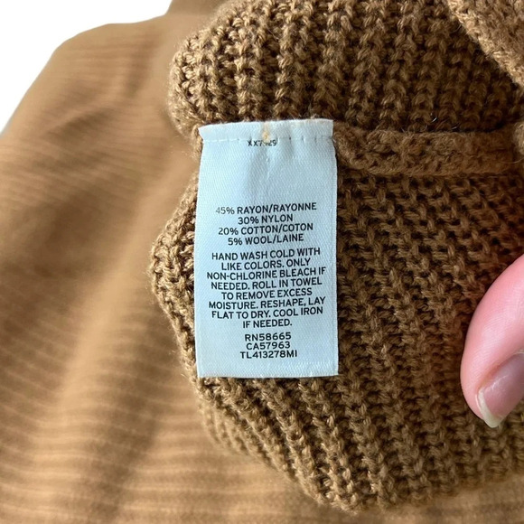 Leith • Dolman Sleeve Sweater In Tan Dale - Picture 5 of 6